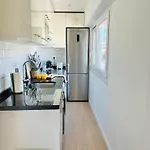 Cozy - Balcony & Sea View Апартаменти Фуенхірола