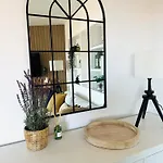 Cozy - Balcony & Sea View