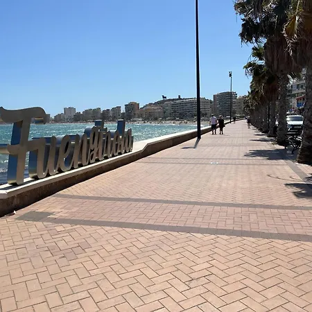 Апартаменты Sea View Apartment, 100m To Beach, Sunrise Balcony & Pool
