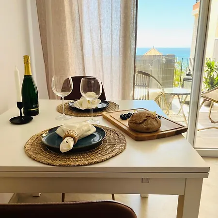 Sea View Apartment, 100m To Beach, Sunrise Balcony & Pool