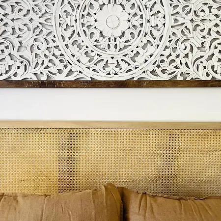 Апартаменти Cozy - Balcony & Sea View *